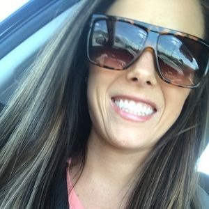 Meet your Posher, Kimberly